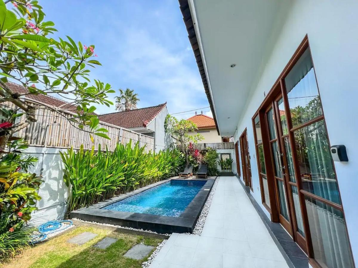 Island Boy Guest House Canggu Екстериор снимка